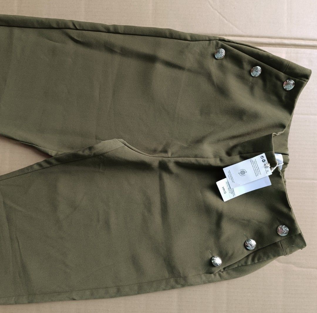 Mango Womens Green Sailor Style Trouser (Category: Other Bottoms) located in Bacoor. Submitted by nineties_kid (Listing ID 1468463648, Image 3). Description: <==• Mango Womens Green Sailor Style Trouser Color: Military Green Size: Large Waist size: 32 inches Pants length: 37 inches __________________________________ ▶LBC Cash on Pick-up (C.O.P) Offer nation-wide delivery, as long as there is an LBC branch near your area. ▶LBC C.O.D ▶Lalamove ▶J&T