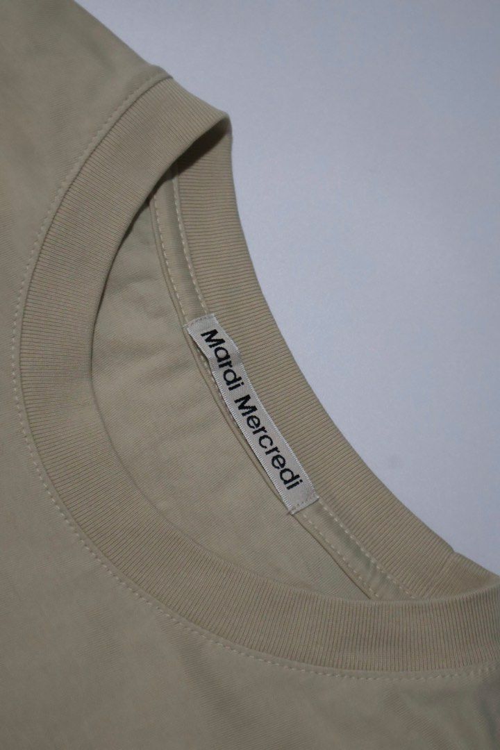 Mardi Mercredi Ddanji Light Beige - Medium (Category: Shirts) located in Davao. Submitted by adl.dept (Listing ID 1468476345, Image 3). Description: Like New 10/10 Color rate No isssues One Size Medium Fittings 20 width x 26-27 length Details: • First to pay gets the item! • Location: Wilfredo Aquino, Davao City • Pick up loc— Assumption College of Davao, Cabaguio st. • Add ₱30 or up for meetups (depends on agreed place). • Can deliver via J&T or