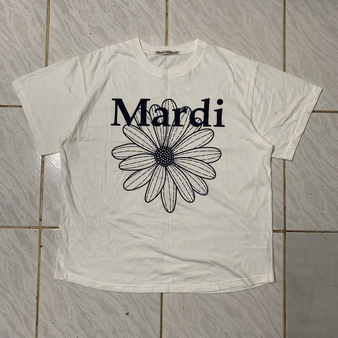 Mardi Tee (Category: Shirts) located in Cebu City. Submitted by johnferrer96412 (Listing ID 1468321141, Image 1). Description: Mardi Mercredi Tee Womens Freesize Width 21 Length 25 Excellent condition Dm📩.