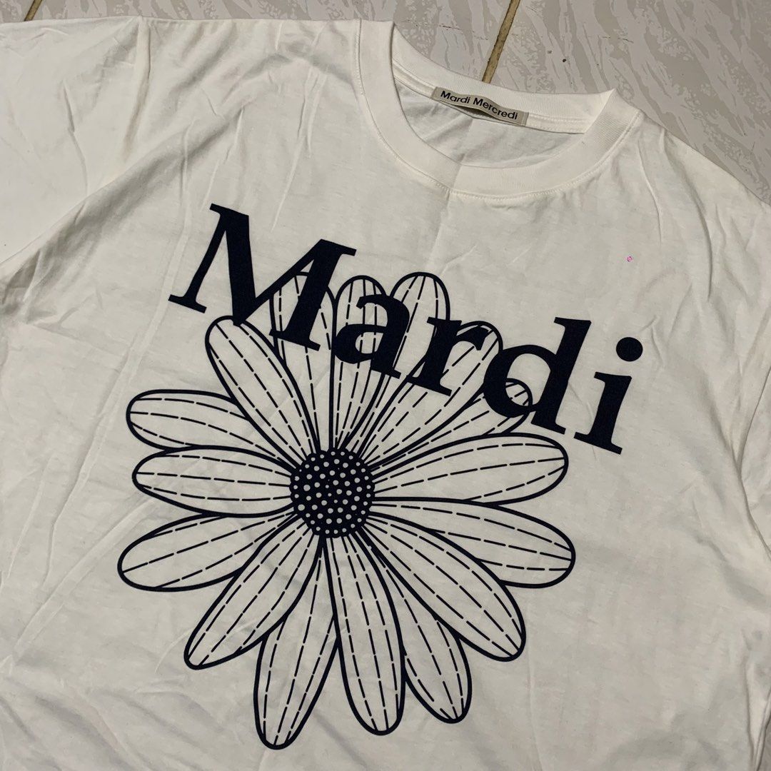 Mardi Tee (Category: Shirts) located in Cebu City. Submitted by johnferrer96412 (Listing ID 1468321141, Image 3). Description: Mardi Mercredi Tee Womens Freesize Width 21 Length 25 Excellent condition Dm📩.