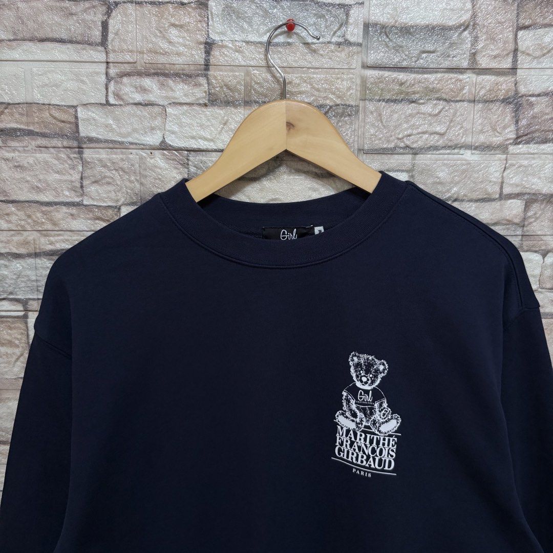 Marithe X Girl Skateboards Crewneck Sweater (Category: Coats, Jackets and Outerwear) located in Bacolod City. Submitted by treasurehuntsv2 (Listing ID 1468297228, Image 3). Description: Marithe X Girl Skateboards Crewneck Sweater Condition – Excellent Color Rate –9.5/10 Flaws – None ✅ Size: Dimensions: Width – 22 Length – 28 .