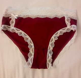 (Category: ) located in . Submitted by prettymialee.1 (Listing ID 1468432854, Image 1). Description: .