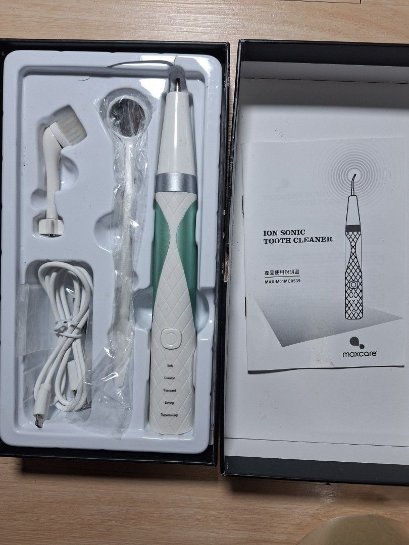 Maxcare ION Sonic Tooth Cleaner MAX-M01MC0539 (Category: Oral Care) located in Baguio. Submitted by restyrille77846 (Listing ID 1468284606, Image 2). Description: - Brand: Maxcare - Model: MAX-M01MC0539 - Ultrasonic vibration up to 2,000,000 times per minute for deep cleaning - Multiple intensity settings ranging from soft to super strong - USB rechargeable for convenient power-ups - Complete set includes: cleaning handle, brush attachment, denta
