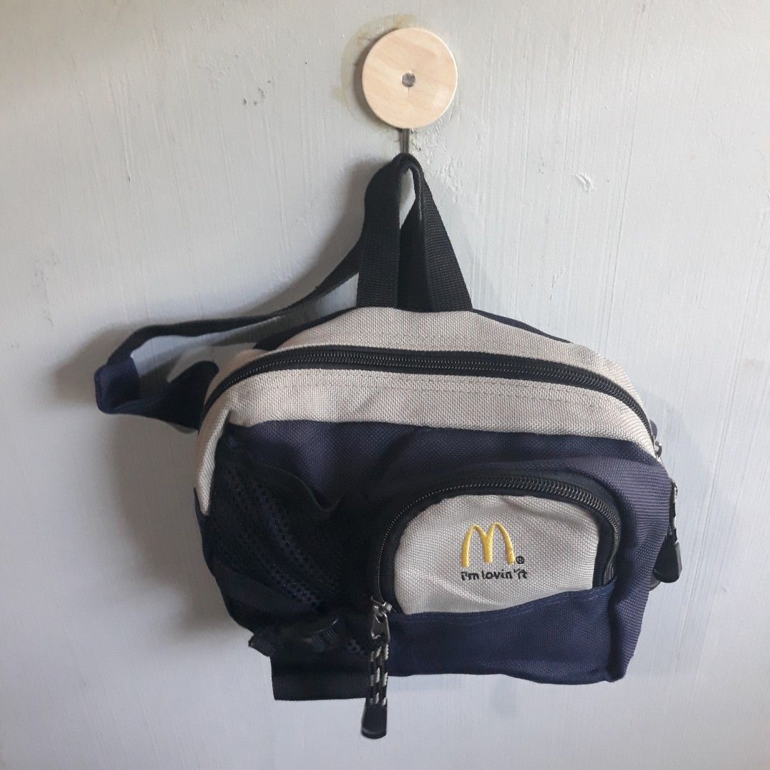 MCDONALDS UTILITY WAIST BAG (Category: Belt bags, Clutches and Pouches) located in Lipa City. Submitted by n1tchz (Listing ID 1468323171, Image 3). Description: No issue 10/10 Condition All zipper working Multi pocket Dm me, ty!.