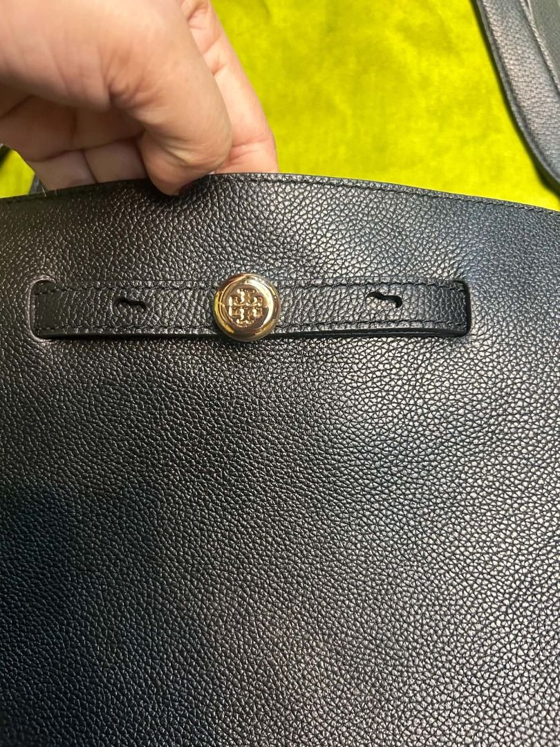 McGraw Bucket Tote (Category: Luxury Bags & Wallets) located in Quezon City. Submitted by abk_storemandaluyong25 (Listing ID 1468456666, Image 3). Description: Product Details • Brand: Tory Burch • Model: McGraw Drawstring Tote / Bucket Tote • Colorway: Black with Gold-Tone Hardware • Materials: Premium pebbled leather upper, unlined or tonal micro-suede interior, and flat leather shoulder straps. • Design Features: A beautifully relaxed, slouchy