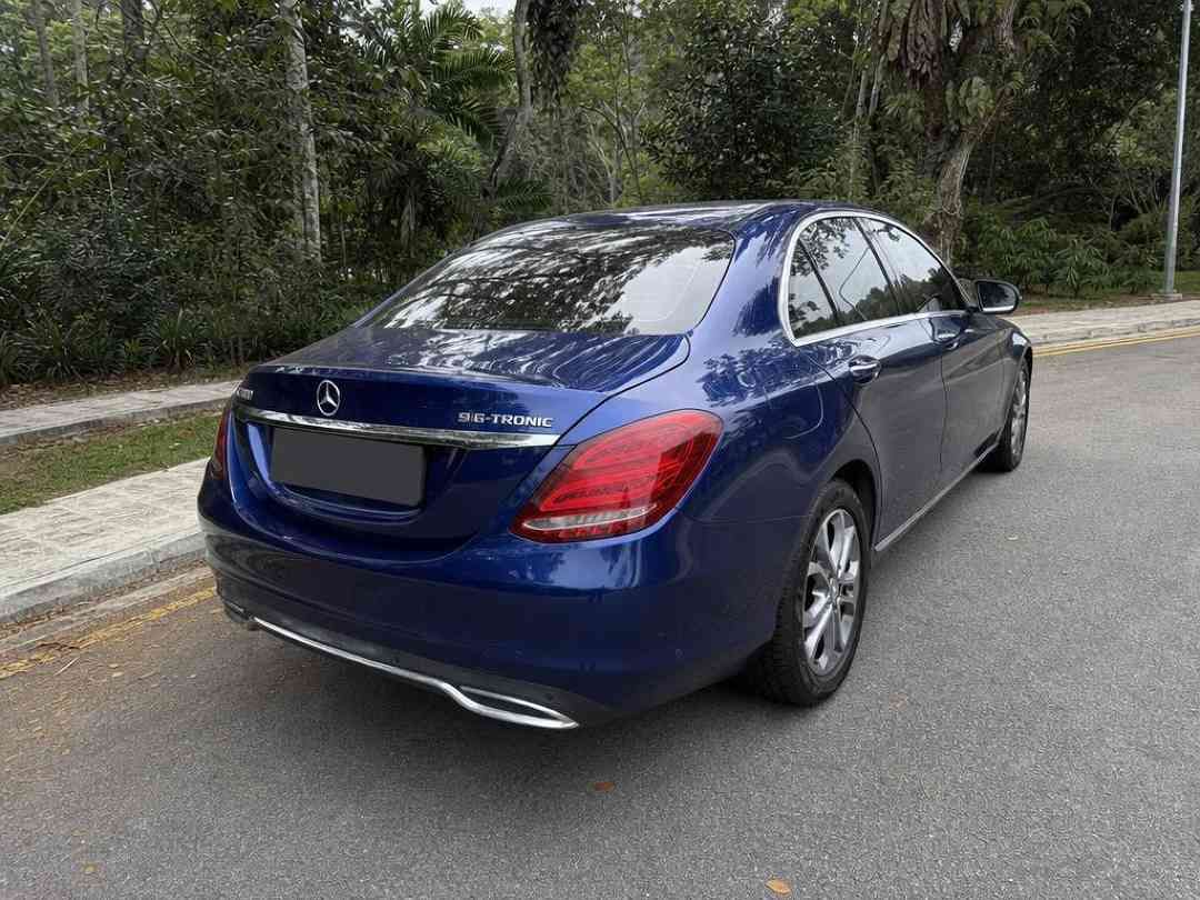 Mercedes-Benz C-Class Saloon C180 Avantgarde (A) (Category: Used Cars) located in Singapore. Submitted by carousell_certified_partners (Listing ID 1468432832, Image 3). Description: Lowest price in market! New arrival. Beautiful metallic blue. Fully stock condition. Highly popular compact executive sedan. The best choice as an entry level model into continental range. Mercedes Benz units perfectly combines luxury and reliability. Dont miss this b