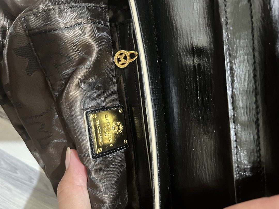 Metrocity Authentic Black Studded Structured Shoulder Bag (Category: Shoulder Bags) located in General Santos City (Dadiangas). Submitted by mschic309 (Listing ID 1468422985, Image 2). Description: AUTHENTIC NO COD|PAYMENT FIRST PM FOR INTERESTED!.