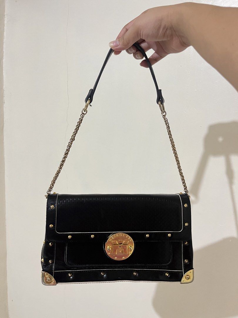 Metrocity Authentic Black Studded Structured Shoulder Bag (Category: Shoulder Bags) located in General Santos City (Dadiangas). Submitted by mschic309 (Listing ID 1468422985, Image 1). Description: AUTHENTIC NO COD|PAYMENT FIRST PM FOR INTERESTED!.