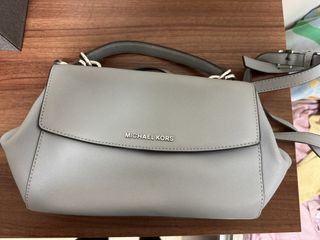 （分類：）位於 。 由 shosakurai58 提交（商品編號 1468308624，圖片 1）。簡介： 。
