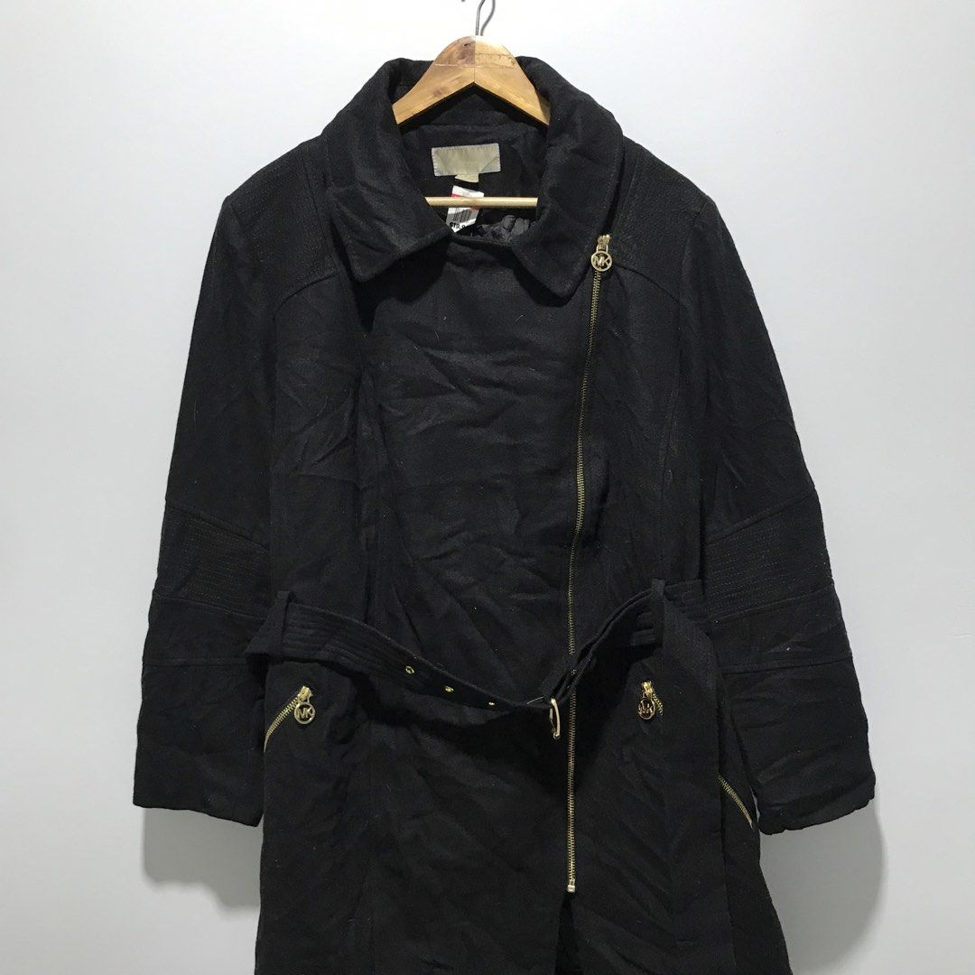 MICHAEL KORS Trench Coat (Category: Coats, Jackets and Outerwear) located in Cavite. Submitted by tanya.valentin (Listing ID 1468392433, Image 2). Description: - 27x37.