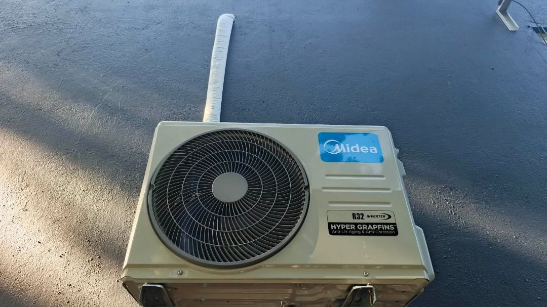 MIDEA CELEST SERIES SPLIT TYPE AIRCON (Category: Air Conditioning and Heating) located in Caloocan City. Submitted by cian_22 (Listing ID 1468286790, Image 3). Description: Maraming salamat po sa lahat ng aming clients na nag-avail ng Midea Split Type Aircon! 🏡✨ Thank you po sa inyong tiwala at suporta sa aming business. We truly appreciate every purchase and the opportunity to be part of your home’s comfort. 🥰 Sa mga naghahanap pa po ng qualit