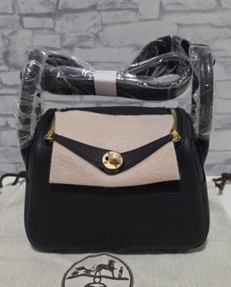 （分類：）位於 。 由 uuuplus 提交（商品編號 1468287677，圖片 1）。簡介： 。