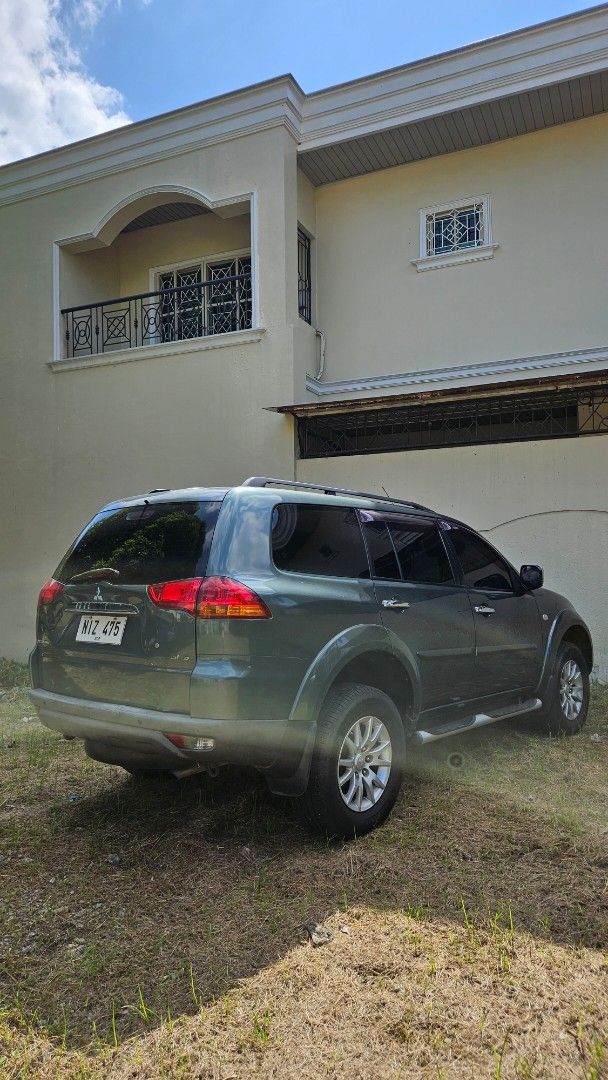 Mitsubishi MONTERO 4X4 Manual (Category: Used Cars) located in Pasig City. Submitted by mrnegosyanteproperties (Listing ID 1468459328, Image 3). Description: 4X4 MANUAL. FIRST OWNER po GOOD RUNNING CONDITION 2.5 DIESEL (4D56) NEWLY CHANGED OIL NEWLY REPLACED CLUTCH NEWLY REPLACED BUSHING NEWLY REPLACED AIRCON BELT NEW DRIVE BELT NEW TIMING BELT BRAND NEW KYB SUSPENSION THICK TIRES PERSONAL CAR UNDER MY NAME wednesday coding rfs: need magbawas ng 