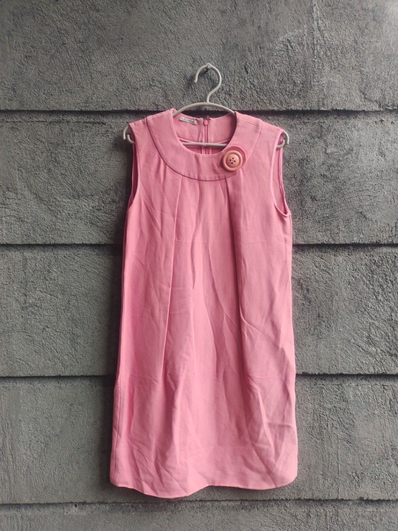 Miu miu (Category: Luxury Apparel) located in Legazpi City. Submitted by jaycie.thrift23 (Listing ID 1468499267, Image 2). Description: miu miu excellent condition 40 on tag 15W 32L.