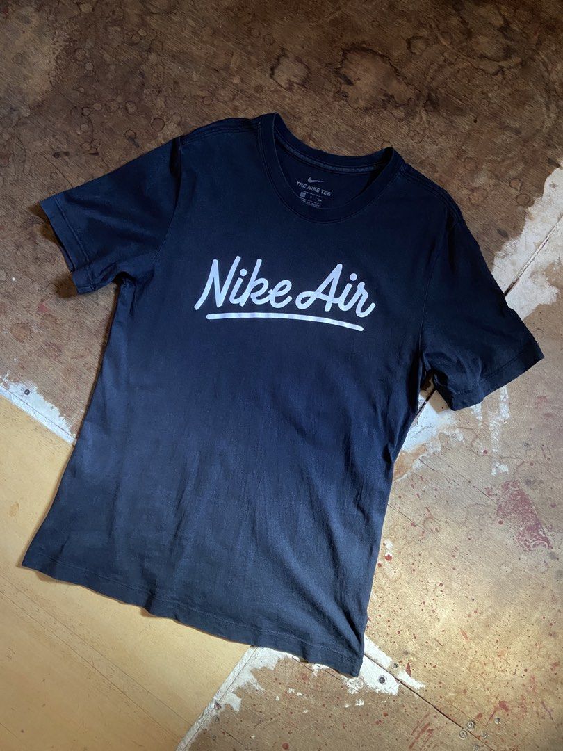 Mixed Nike Apparels (Category: Tshirts & Polo Shirts ) located in Paranaque City. Submitted by chrisgrey (Listing ID 1468292436, Image 1). Description: Dm me for more info.