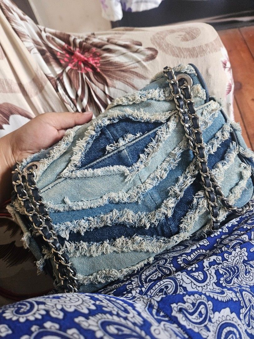 MK denim (Category: Luxury Bags & Wallets) located in Zamboanga. Submitted by clayd052 (Listing ID 1468456071, Image 3). Description: Auth denim mk convertible.