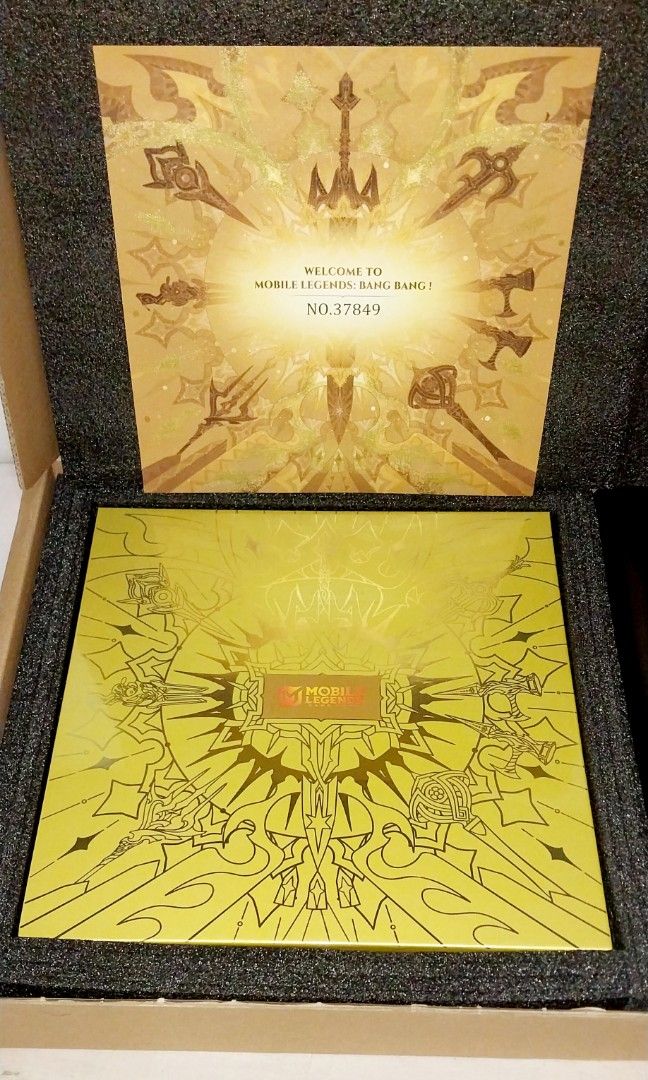 MLBB 10TH Year Anniversary Physical Album (Category: Vintage Collectibles) located in Pililla. Submitted by mitch0929 (Listing ID 1468405346, Image 2). Description: -Open for check never been used -all the items inside the box was untouched and sealed. -with original box/packaging MOP: GCASH + Shipping Shipping Thru J&T.