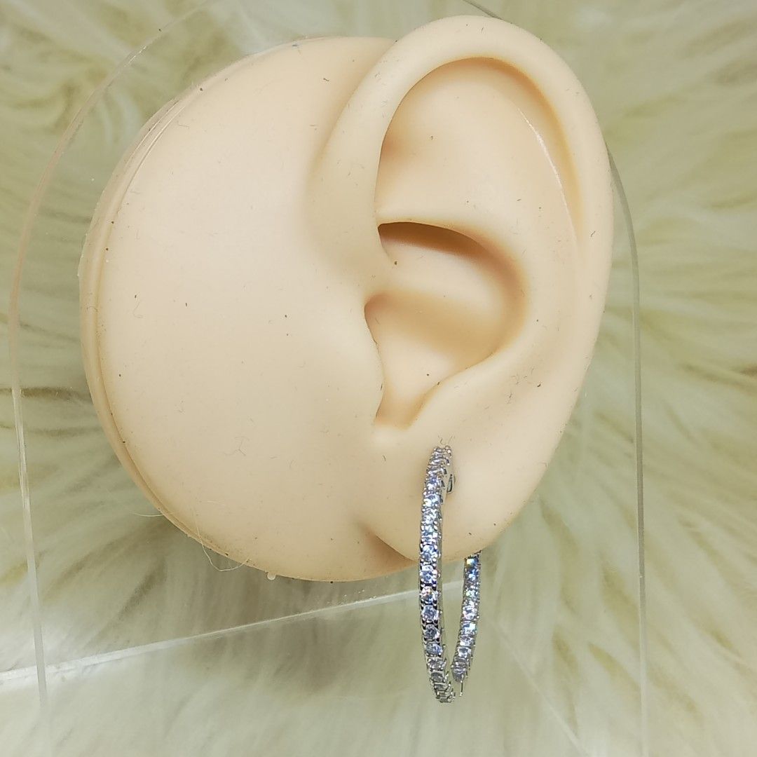 Moissanite Loop Earrings 💌 18K whitegold plated (Category: Earrings) located in Ozamiz City. Submitted by leovelle. (Listing ID 1468404854, Image 3). Description: Moissanite Loop Earrings 💌 18K whitegold plated.