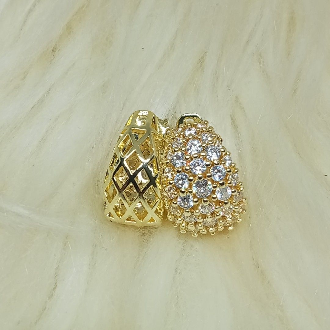 Moissanite Loop Earrings 💌 18K gold plated (Category: Earrings) located in Ozamiz City. Submitted by leovelle. (Listing ID 1468405104, Image 3). Description: Moissanite Loop Earrings 💌 18K gold plated.