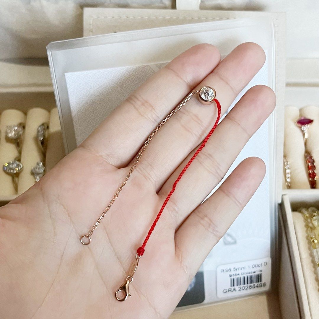 MOISSANITE RED STRING S925 BRACELET (Category: Bracelets) located in Talavera. Submitted by curatedbykhy (Listing ID 1468348910, Image 2). Description: Selling this Authentic Moissanite Red String Bracelet — 1ct round cut stone (clear moissanite) — s925 setting (champagne gold color) — with s925 and Au750 stamp/markings — come with certificate Can fit size 6-7” .