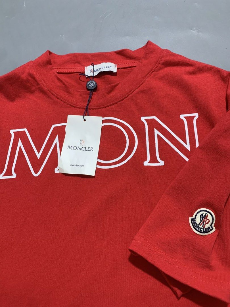 Moncler Big Logo Tee (Category: Activewear) located in Mabalacat. Submitted by thrift_trap (Listing ID 1468391038, Image 3). Description: Dimes: W23 x L29 (Size: XXL on tag) Condition: Asnew Issue (s): None Color rate: 9.5/10 Complete tags🏷️ Color may vary due lighting‼️.