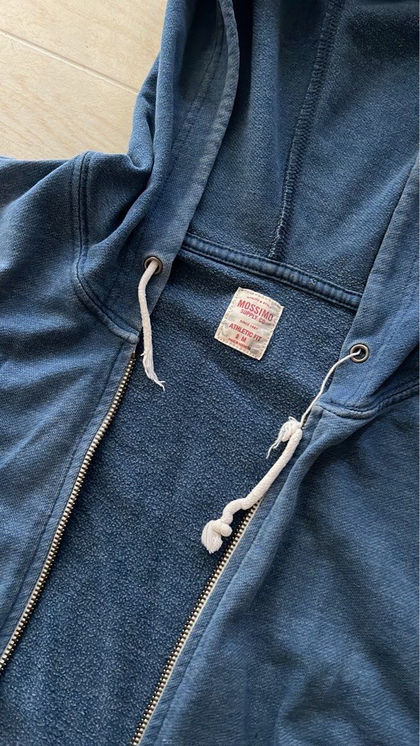 Mossimo denim blu jacket (Category: Coats, Jackets and Outerwear) located in Santa Rosa. Submitted by dailyjane (Listing ID 1468463083, Image 3). Description: .