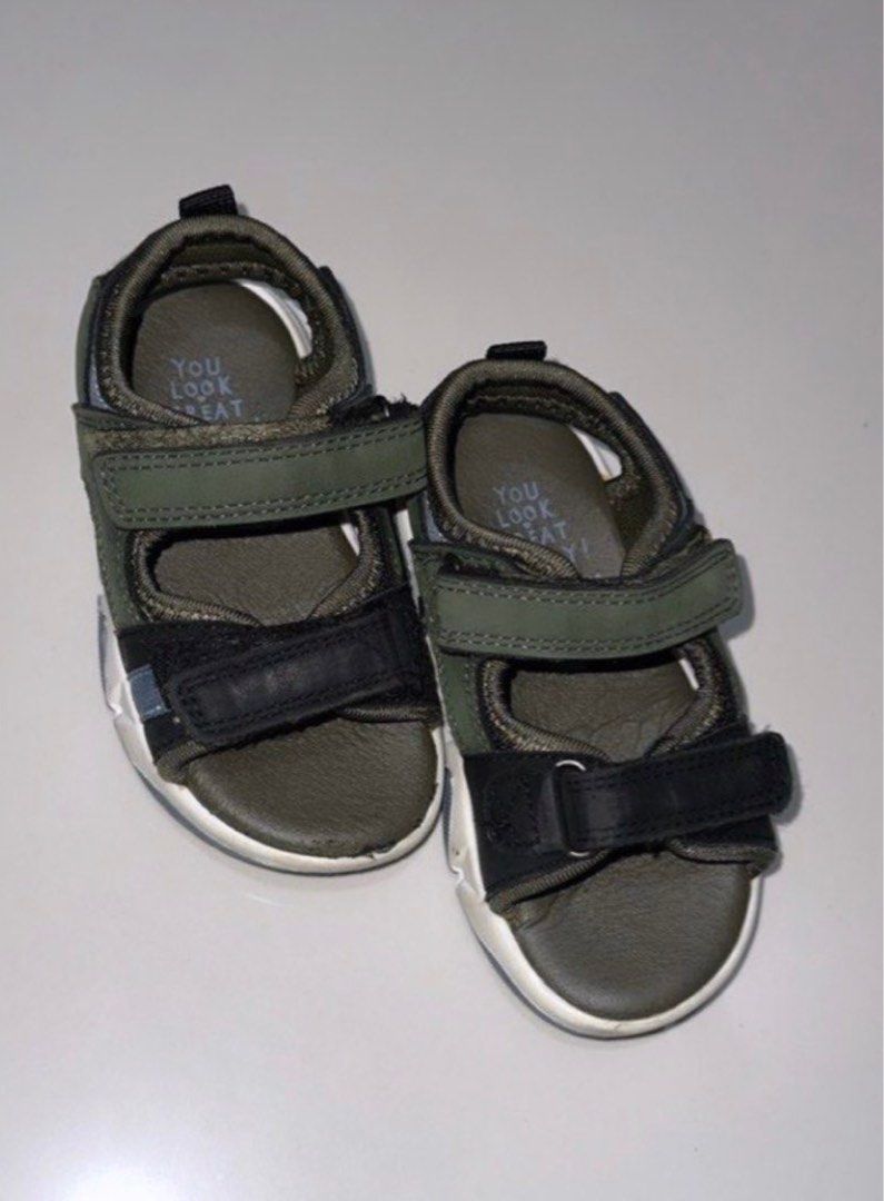 Mothercare sandals (Category: Babies & Kids Fashion) located in Manila. Submitted by minkss (Listing ID 1468309404, Image 1). Description: Adjustable strap.