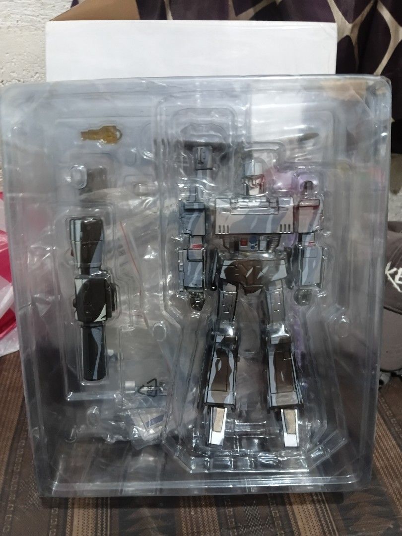 Mp transformers cell shaded Megatron magten ver 02 (Category: Figurines & Statues) located in Manila. Submitted by raymondgwapotlga (Listing ID 1468376446, Image 1). Description: mp 36 megatron cell shaded anime ver. magten mp 36 ver 2.0 cell shaded metalic megatron new.