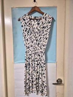 (Category: ) located in . Submitted by prelovedbyc.hannah (Listing ID 1468437826, Image 1). Description: .