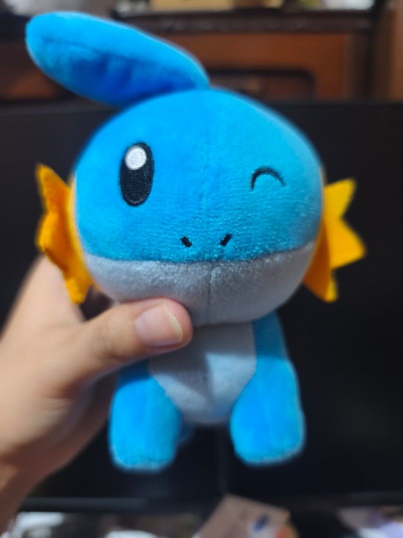 Mudkip Pokémon Plush Toy Banpresto (Category: Plushies & Soft Toys) located in Daet. Submitted by JAOS123 (Listing ID 1468295379, Image 1). Description: Small Mudkip plush toy Banpresto with etiketa and paper tag loc: Daet, Camarines Norte MOP: gcash/maribank payment first MOD: J&T/FLASH/LBC, your choice but buyer will shoulder sf.
