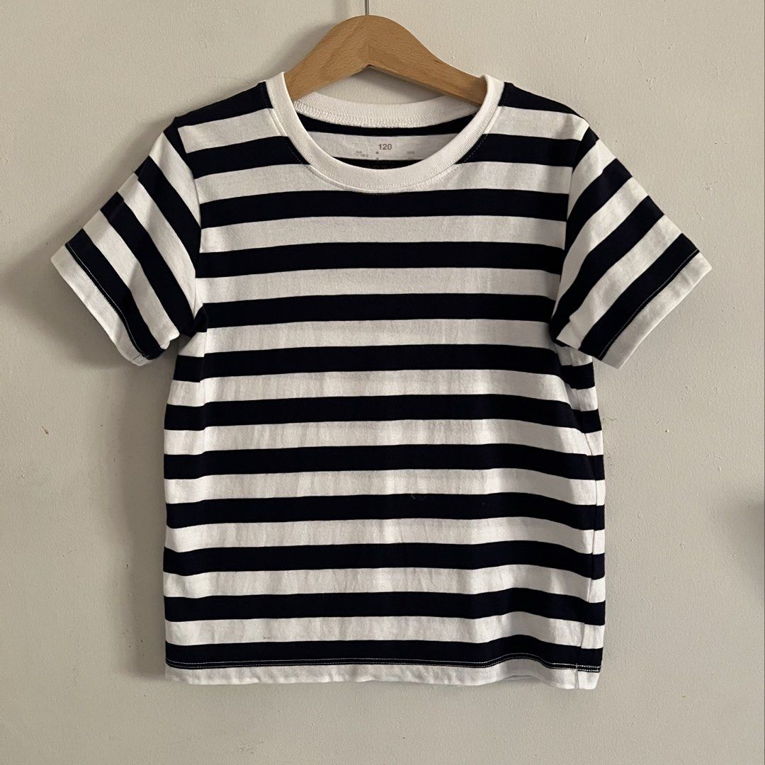Muji stripes tshirt (Category: Babies & Kids Fashion) located in Manila. Submitted by ourburstingwardrobe_ (Listing ID 1468363293, Image 1). Description: Size 5 Great condition.