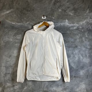 (Category: ) located in . Submitted by winterjacket.ph (Listing ID 1468491317, Image 1). Description: .