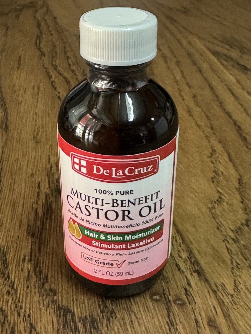 Multi-Benefit Castor Oil (Category: Face Care) located in Muntinlupa City. Submitted by venditagarage (Listing ID 1468408152, Image 1). Description: 2 Fl Oz. ( 59ml) Hair & Skin Moisturizer.