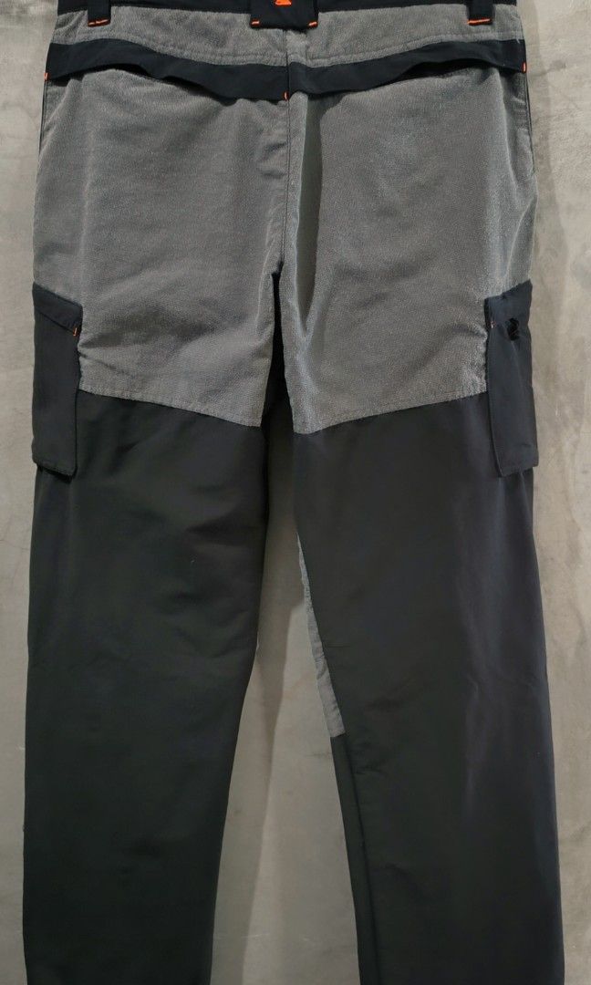 Musto Evolution Patch Style Mens Sail Pants (Category: Trousers) located in Bacoor. Submitted by nineties_kid (Listing ID 1468337091, Image 3). Description: <==• Musto Evolution Patch Style Mens Sail Pants Size: Large Waist size: 32 inches Pants length:42 inches Rise: 9 inches _________________________ -Modes Of Delivery: J&T/Lalamove/ LBC (Cash on Pick-up/COD) -Meet-up (Bacoor Cavite Area/Mandaluyong-Shaw,Hulo,Makati Ave) -Modes Of Payment: GCAS
