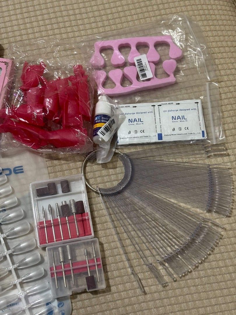 ❗️NAIL ART TOOLS BUNDLE — ₱450 TAKE ALL (Category: Hands & Nails) located in Cabanatuan. Submitted by club.sissy (Listing ID 1468378550, Image 2). Description: ❗️NAIL ART TOOLS BUNDLE — ₱500 TAKE ALL ❗️💅🏻 Decluttering my nail supplies! Take everything for only ₱500, with FREEBIES included. 🤍✨ 📦 INCLUSIONS: 1. GNDG Magnetic Nail Art Holders — 5 pcs 2. Red Nail Tip Clips — assorted pieces 3. Pink Toe Separators — 1 pair 4. Nail Glue — 1 bottle 