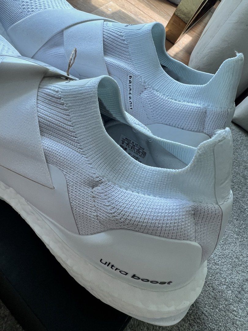 New Adidas white Ultraboost 9 (Category: Sneakers) located in Makati City. Submitted by nmvs1 (Listing ID 1468415420, Image 3). Description: Brand new with box and tags ADIDAS ULTRABOOST unisex design Size US 9 color white Bought for 140usd Rfs wrong size.