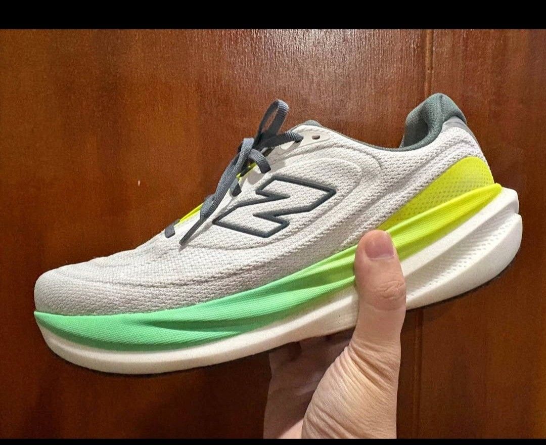 New Balance 1080 v15 (Category: Sneakers) located in Manila. Submitted by kendespe (Listing ID 1468422179, Image 1). Description: New Balance 1080 v15 size 10 wide version that can fit up to size 10.5 (my normal size is 10.5) RFS : DECLUTTERING.