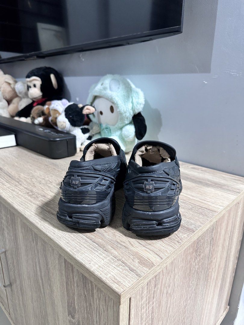 New balance 1906 loafers (Category: Casual Shoes) located in Manila. Submitted by nilodanzcuadra (Listing ID 1468326828, Image 3). Description: Size 10 mens Like new Loc: north caloocan.