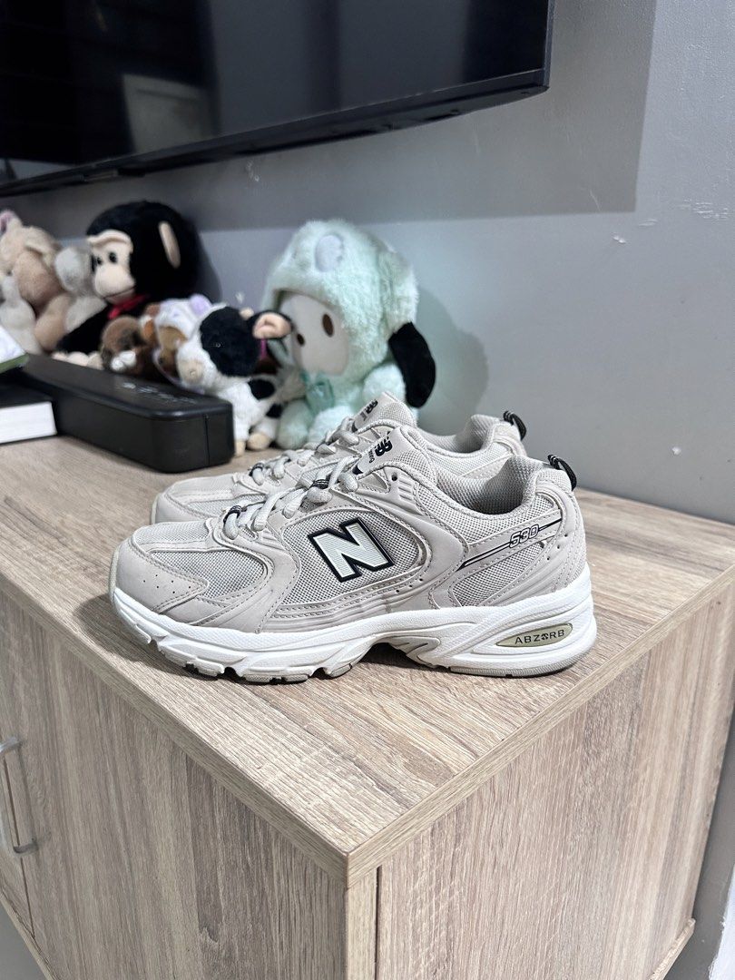 New balance 530 (Category: Sneakers) located in Manila. Submitted by nilodanzcuadra (Listing ID 1468324220, Image 3). Description: 5.5 womens Like new Loc: north caloocan.