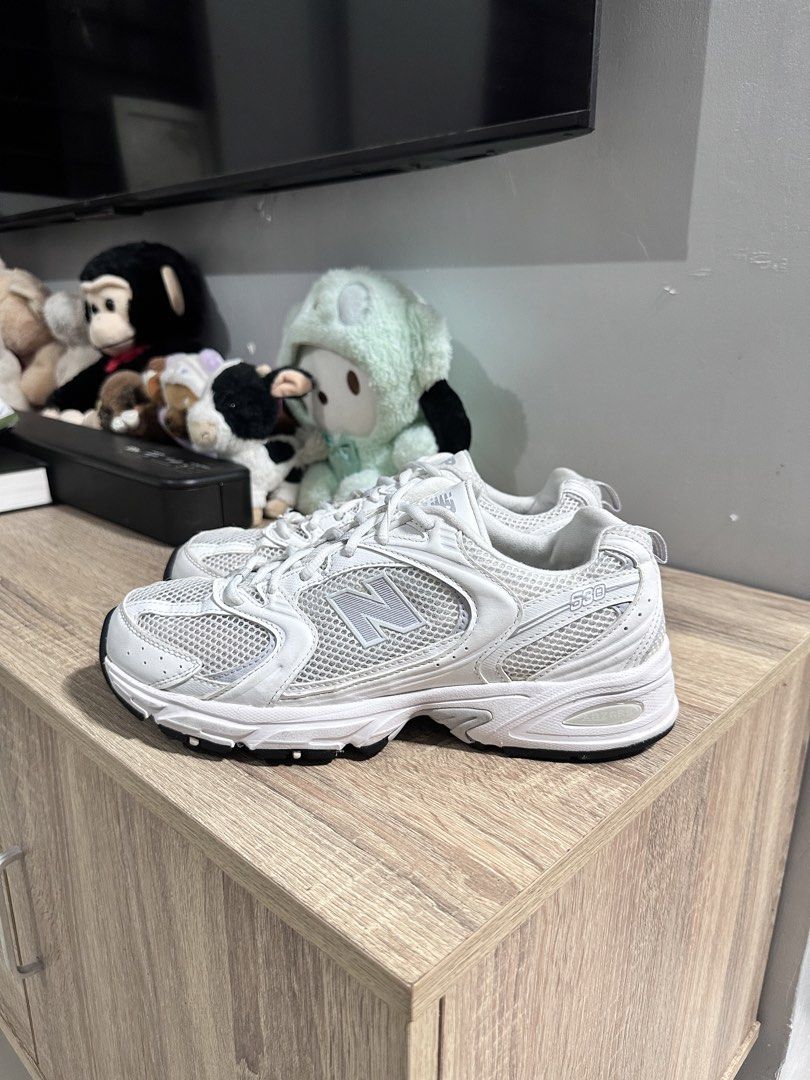 New balance 530 (Category: Casual Shoes) located in Manila. Submitted by nilodanzcuadra (Listing ID 1468324450, Image 1). Description: Size 9 mens Excellent condition Outsoles like new Loc: north caloocan.