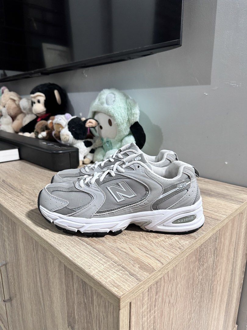 New balance 530 (Category: Sneakers) located in Manila. Submitted by nilodanzcuadra (Listing ID 1468324637, Image 3). Description: 7 womens Like new Loc: north caloocan.