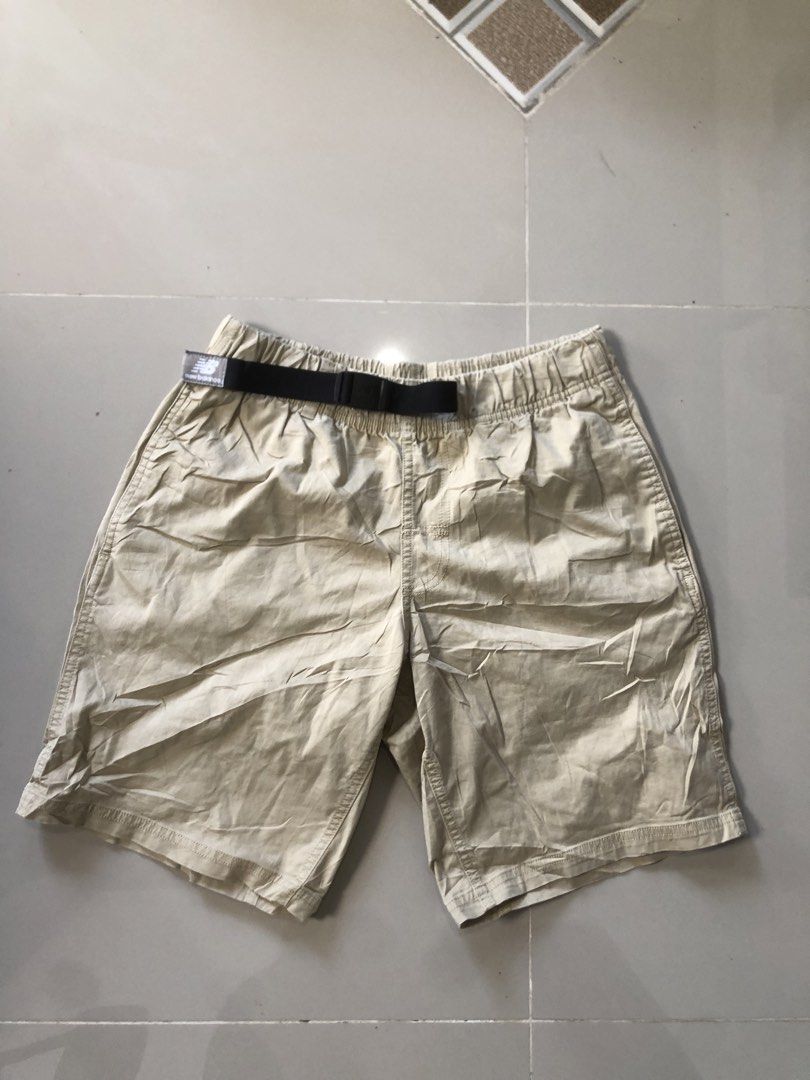 New balance short (Category: Shorts) located in Binalbagan. Submitted by kianbenedict024 (Listing ID 1468306245, Image 1). Description: New balance short Excellent condition Size large.