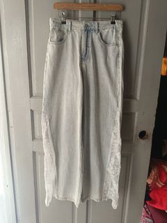 (Category: ) located in . Submitted by original_uniqlo (Listing ID 1468320135, Image 1). Description: .