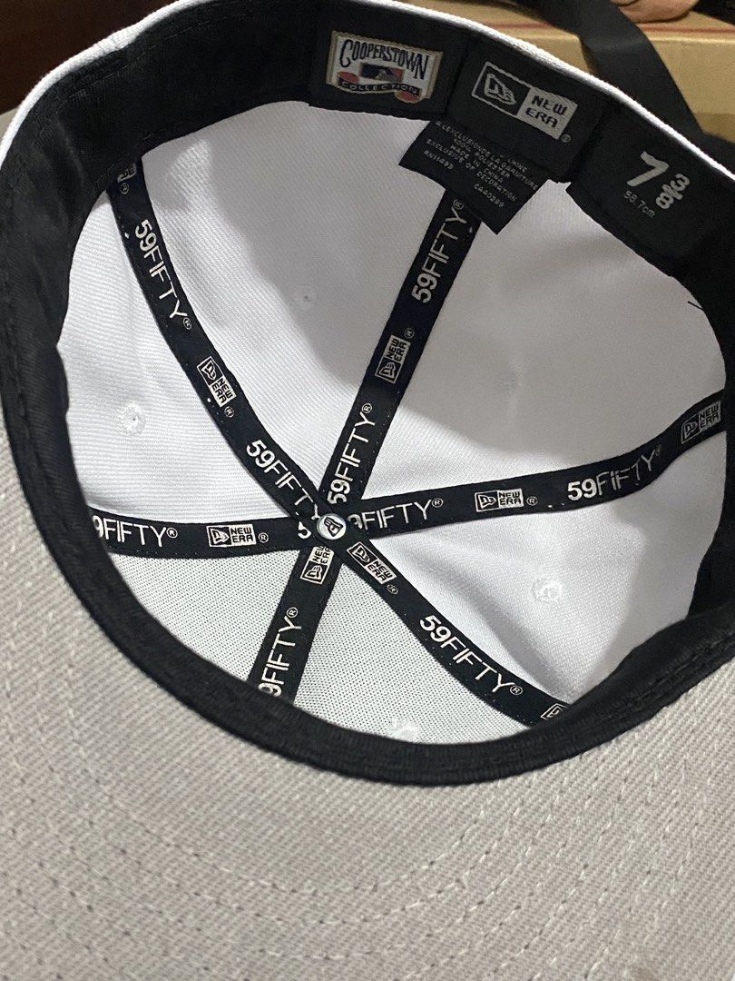New Era White Fitted Cap (Category: Caps & Hats) located in Binan City. Submitted by racksblue (Listing ID 1468442698, Image 3). Description: .