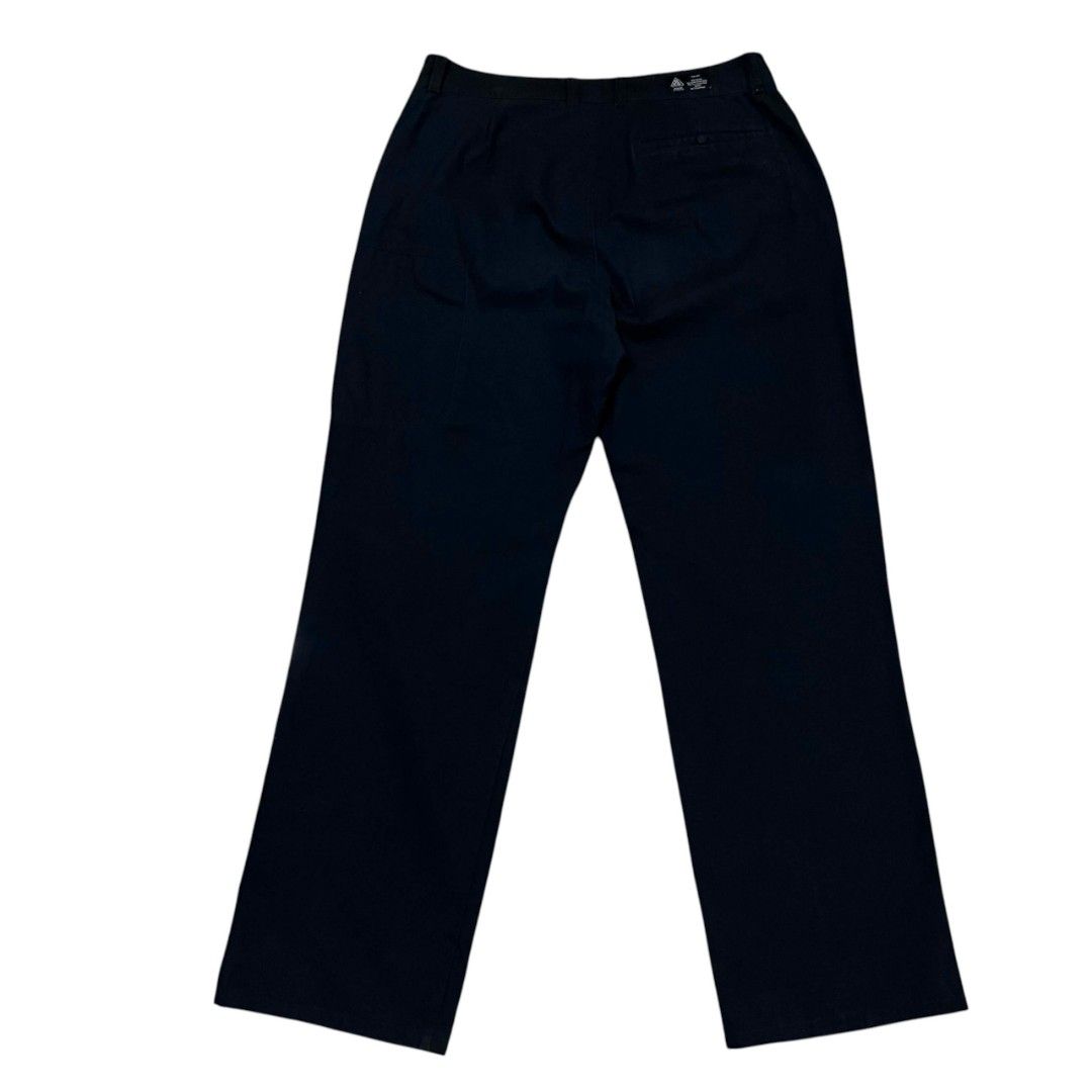 Nike ACG Black Hiking Pants (Category: Joggers) located in Cagayan de Oro. Submitted by lootfindzzzz (Listing ID 1468355812, Image 2). Description: - Brand: Nike ACG - Color: Solid black - Closure: Button waist - Pockets: Secure zippered side pockets - Condition: Clean, no major flaws - Ideal for: Outdoor trails or casual city walks.