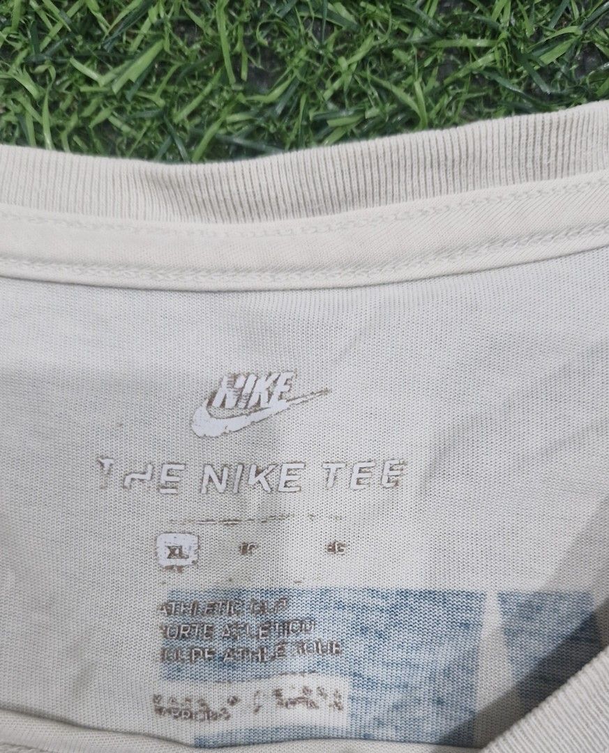 Nike acg Tee (Category: Tshirts & Polo Shirts ) located in Pili. Submitted by the_g_thrift (Listing ID 1468407323, Image 3). Description: size xl dimes: 24 x 29 excellent condition cream or dirty white color way nya.