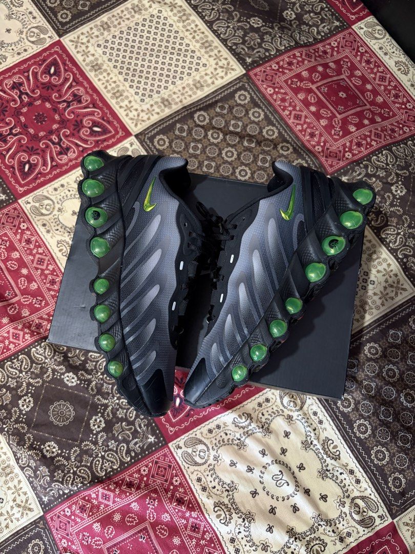 Nike Air Max Dn8 (Category: Sneakers) located in Quezon City. Submitted by the.grene.attic (Listing ID 1468295687, Image 1). Description: - Nike Air Max Dn8 - Size: Men's US 8 / Women's US 9.5 - Condition 9/10 (madumi lang) - OG box .