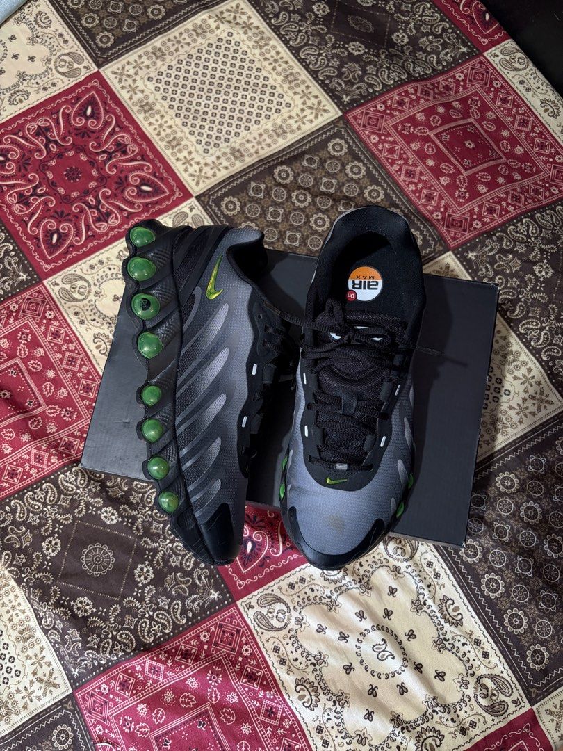 Nike Air Max Dn8 (Category: Sneakers) located in Quezon City. Submitted by the.grene.attic (Listing ID 1468295687, Image 2). Description: - Nike Air Max Dn8 - Size: Men's US 8 / Women's US 9.5 - Condition 9/10 (madumi lang) - OG box .