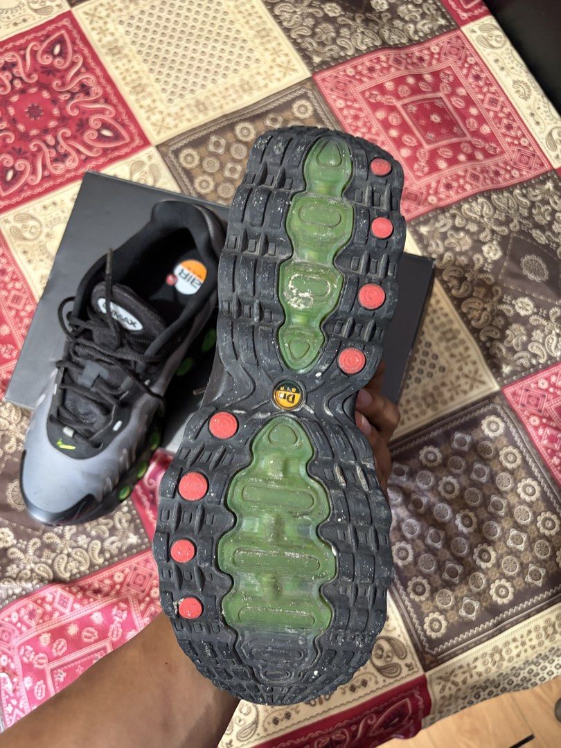 Nike Air Max Dn8 (Category: Sneakers) located in Quezon City. Submitted by the.grene.attic (Listing ID 1468295687, Image 3). Description: - Nike Air Max Dn8 - Size: Men's US 8 / Women's US 9.5 - Condition 9/10 (madumi lang) - OG box .