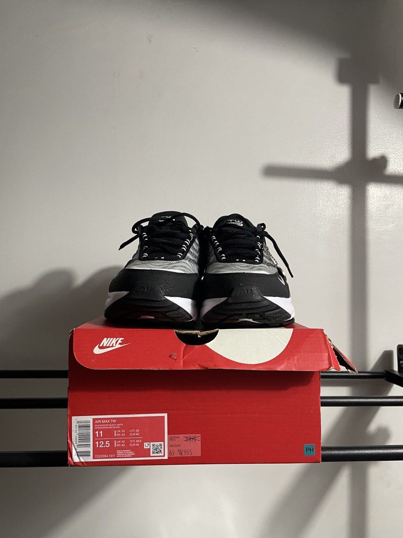 Nike Airmax TW (Category: Casual Shoes) located in Rizal. Submitted by akoheats (Listing ID 1468400295, Image 3). Description: Excellent Condition ✨ Issue: Sz: 11US Worn Once With Box✅ Authentic✅ ❗️Check the item carefully before purchasing ❗️No returns or exchanges after purchase.
